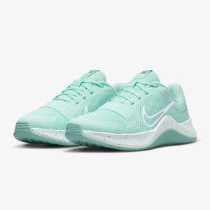 NIB NIKE MC TRAINER 2 JADE ICE